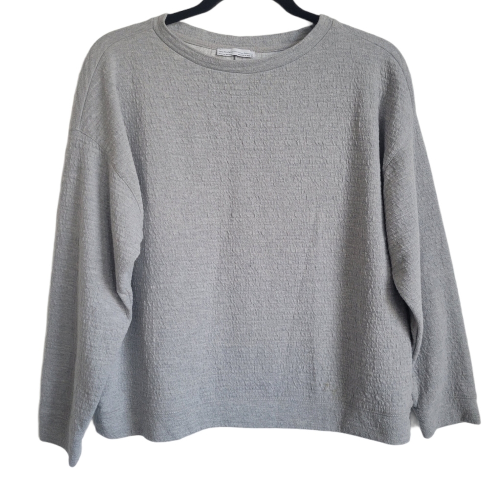 Zara textured trafaliuc sweater - Size M